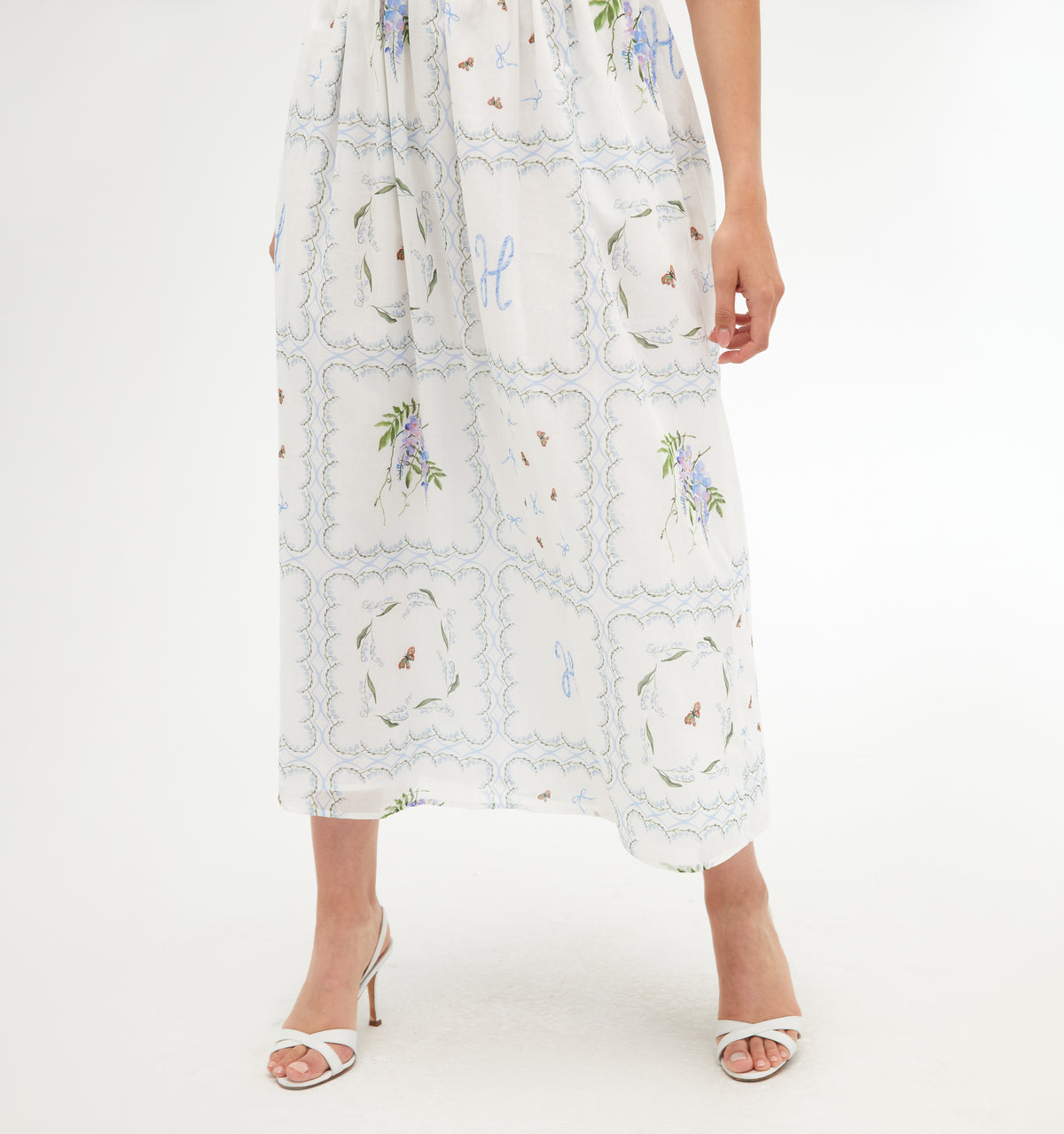 White Floral Patchwork Hill House Home
